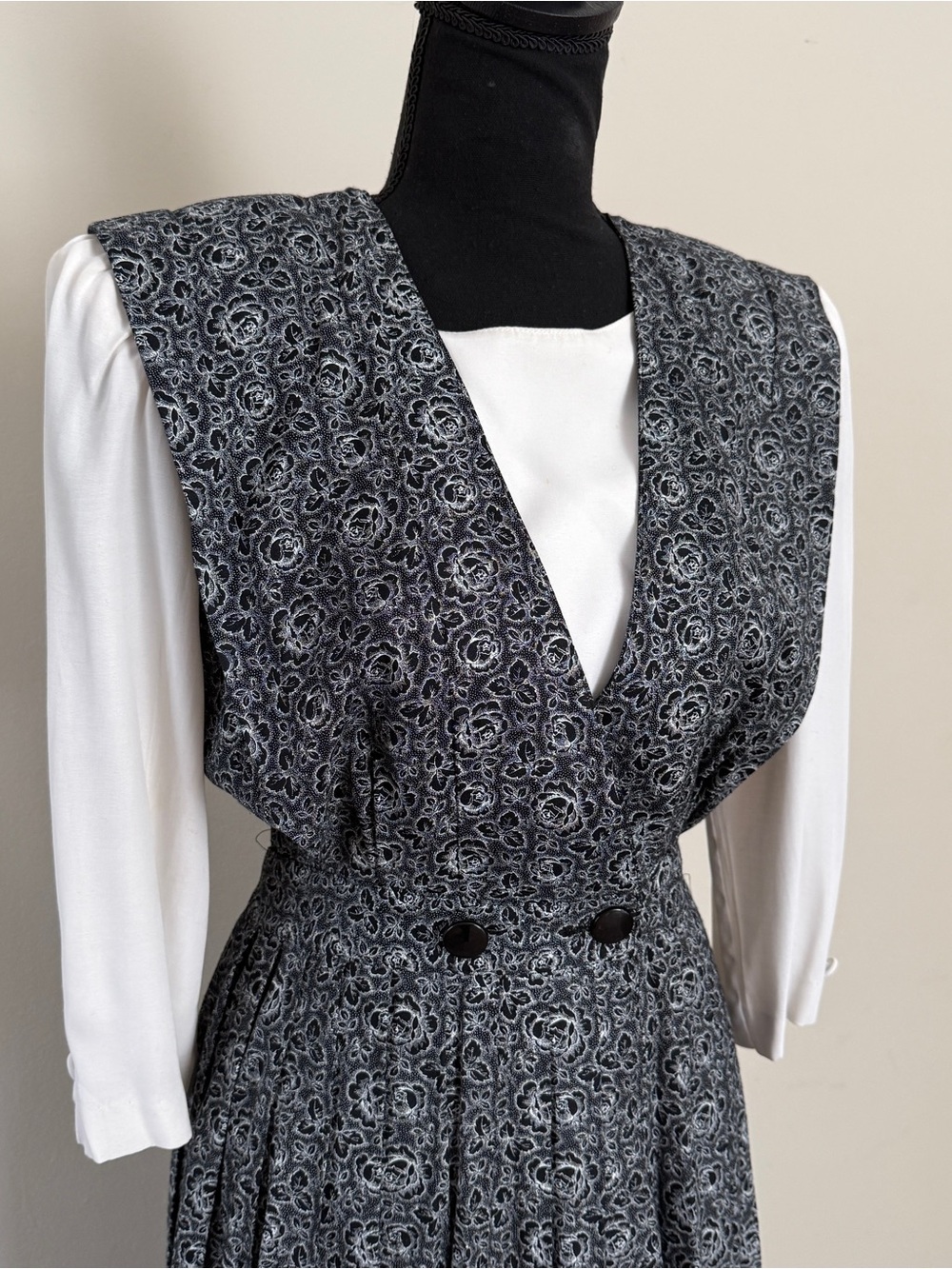 80s Vintage Petite Sophisticate Pinafore Dress